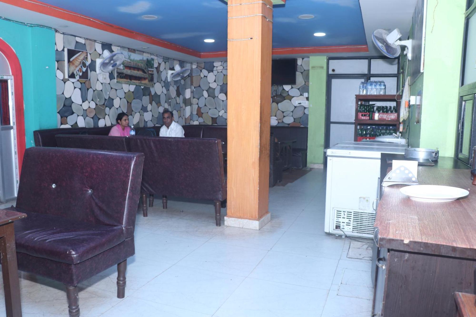 Punjabi Dhaba Lodge & Restaurant Rummindei Buitenkant foto